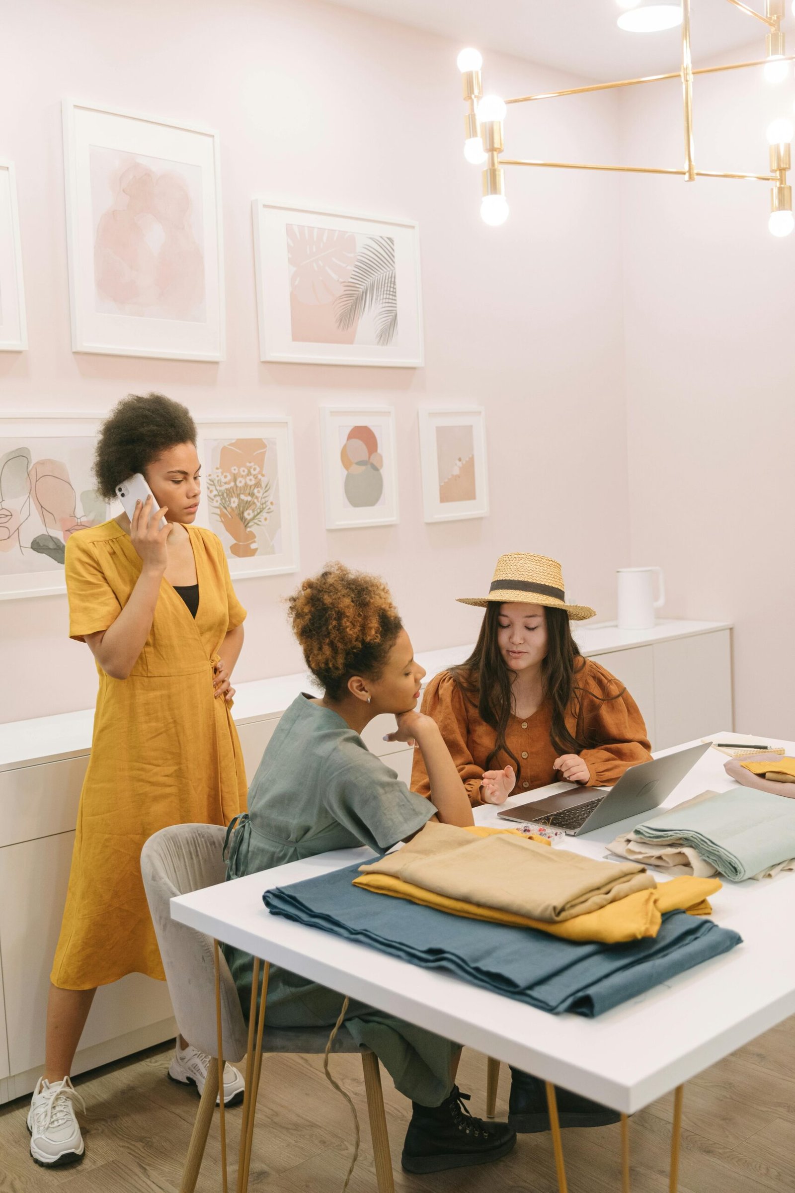 Small Business Ideas 2026: Low Investment, High Profit Opportunities